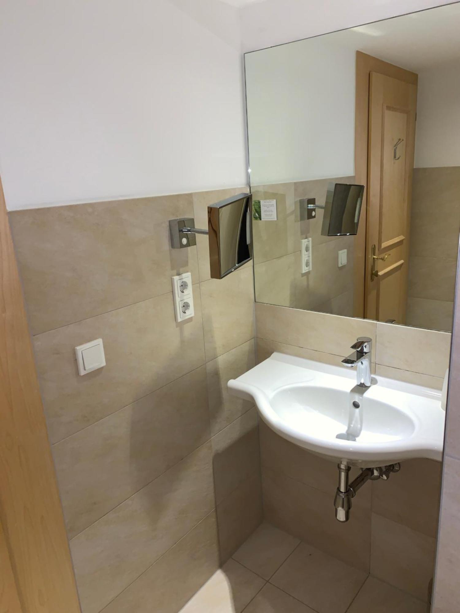 Hotel Ritzlerhof - Adults Only Sautens Room photo