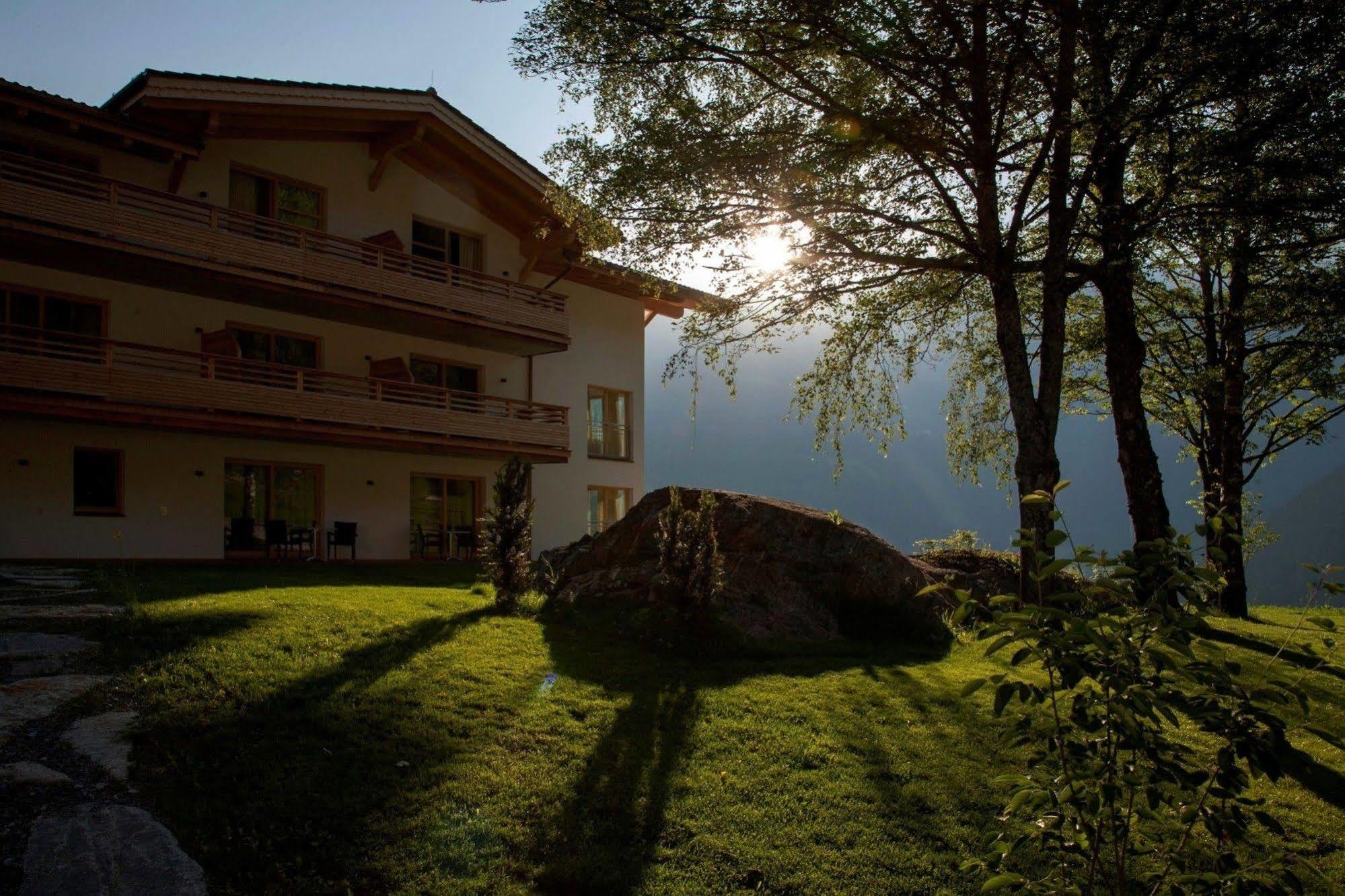 Hotel Ritzlerhof - Adults Only Sautens Exterior photo