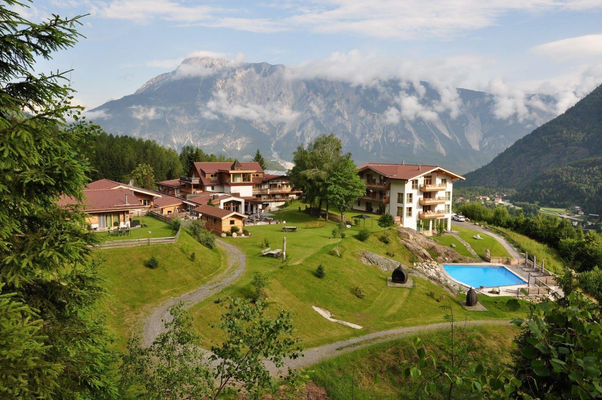 Hotel Ritzlerhof - Adults Only Sautens Exterior photo